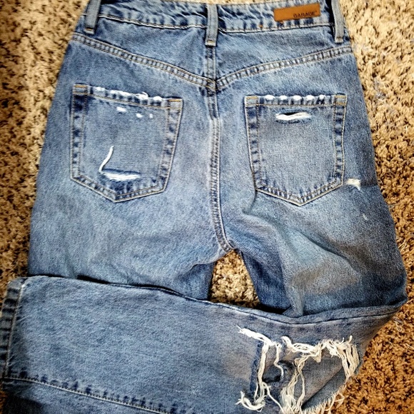 Very high waisted ankle straight distressed jeans - Picture 5 of 6
